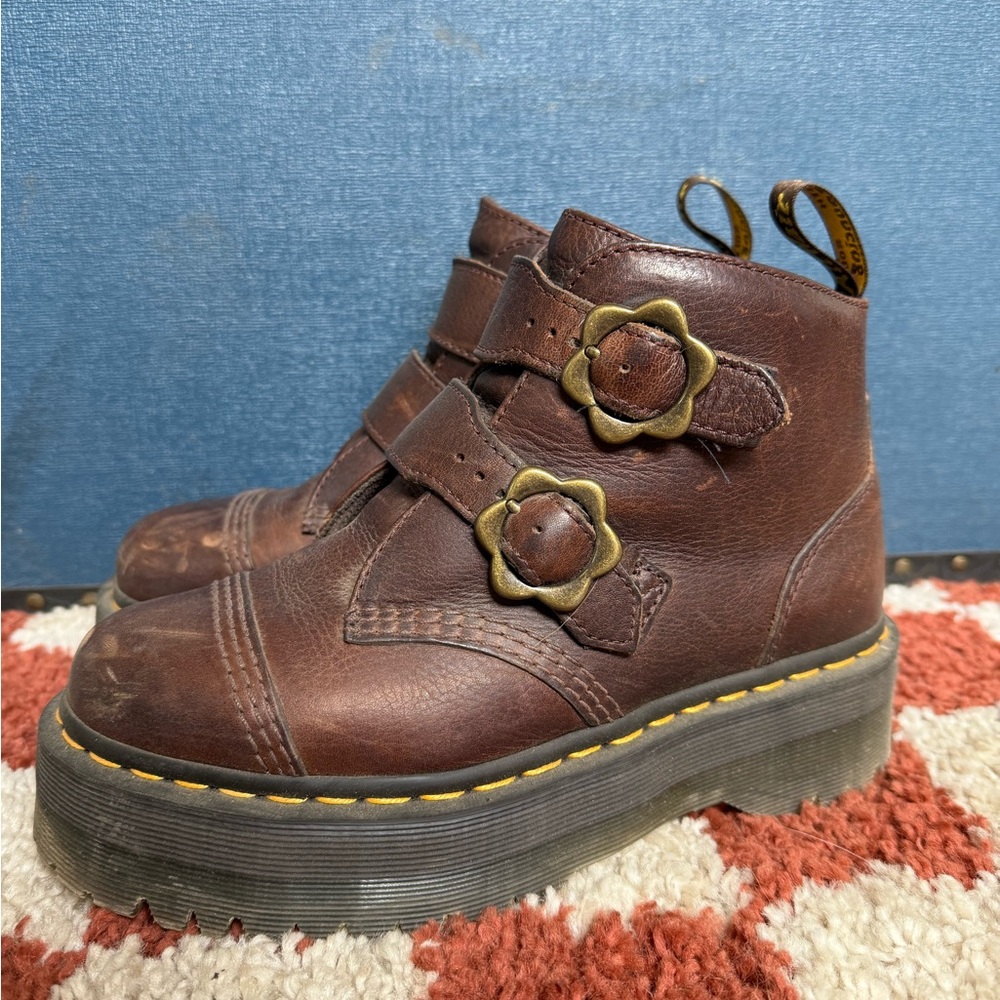 Devon Flower Buckle Grizzly Leather Playform Boots